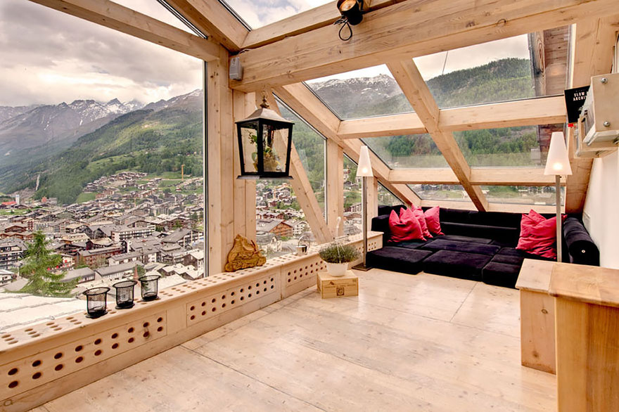 rooms-with-amazing-view-6__880